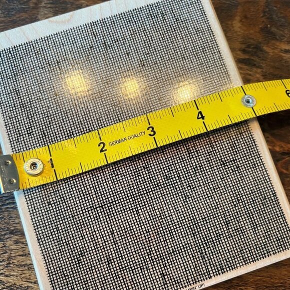 Large Textured Hashing Rubber Stamp 5X6 - Picture 4 of 6